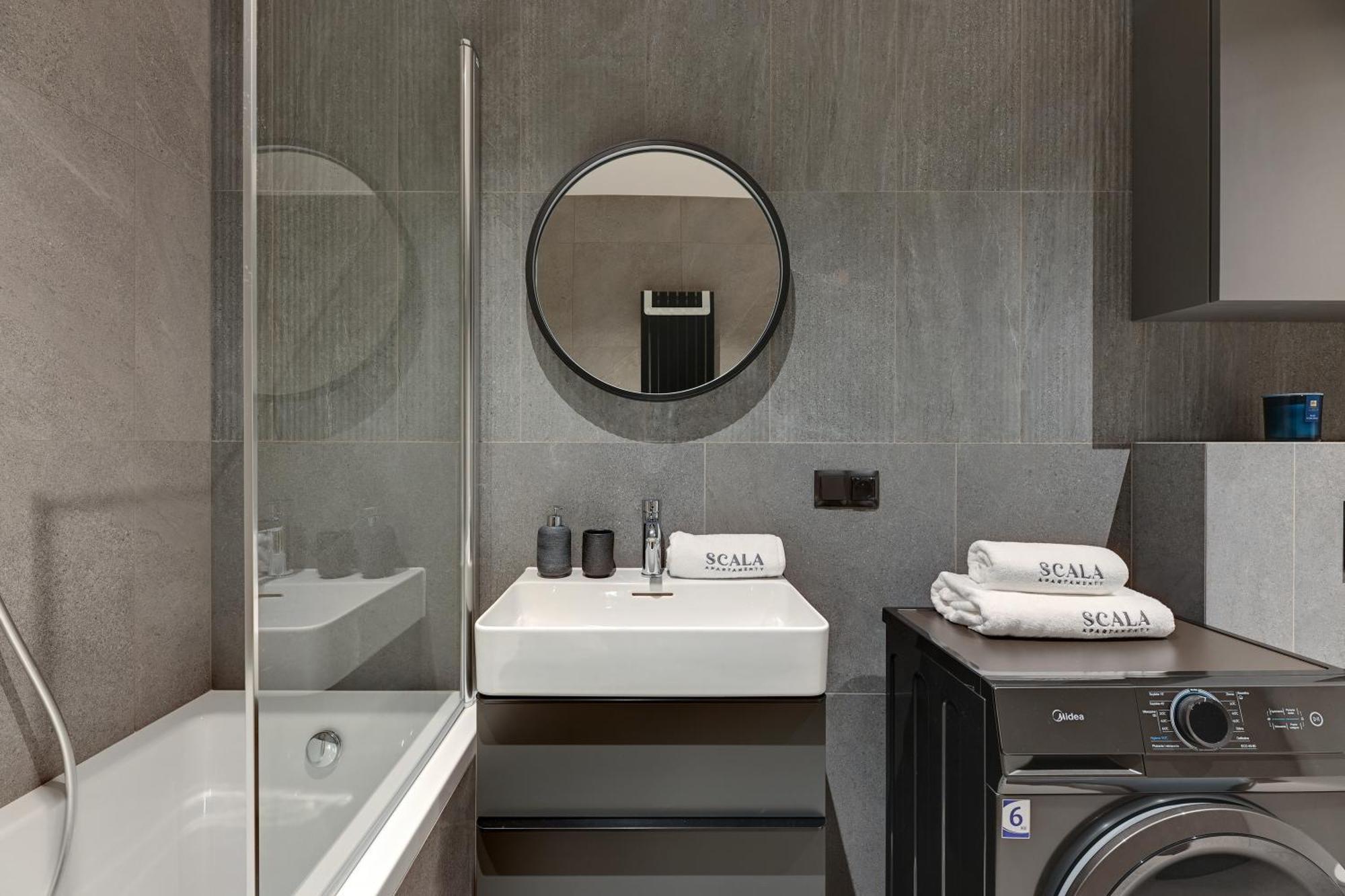 Scala 60C City Center Apartments By Lion Apartments Gdansk Luaran gambar